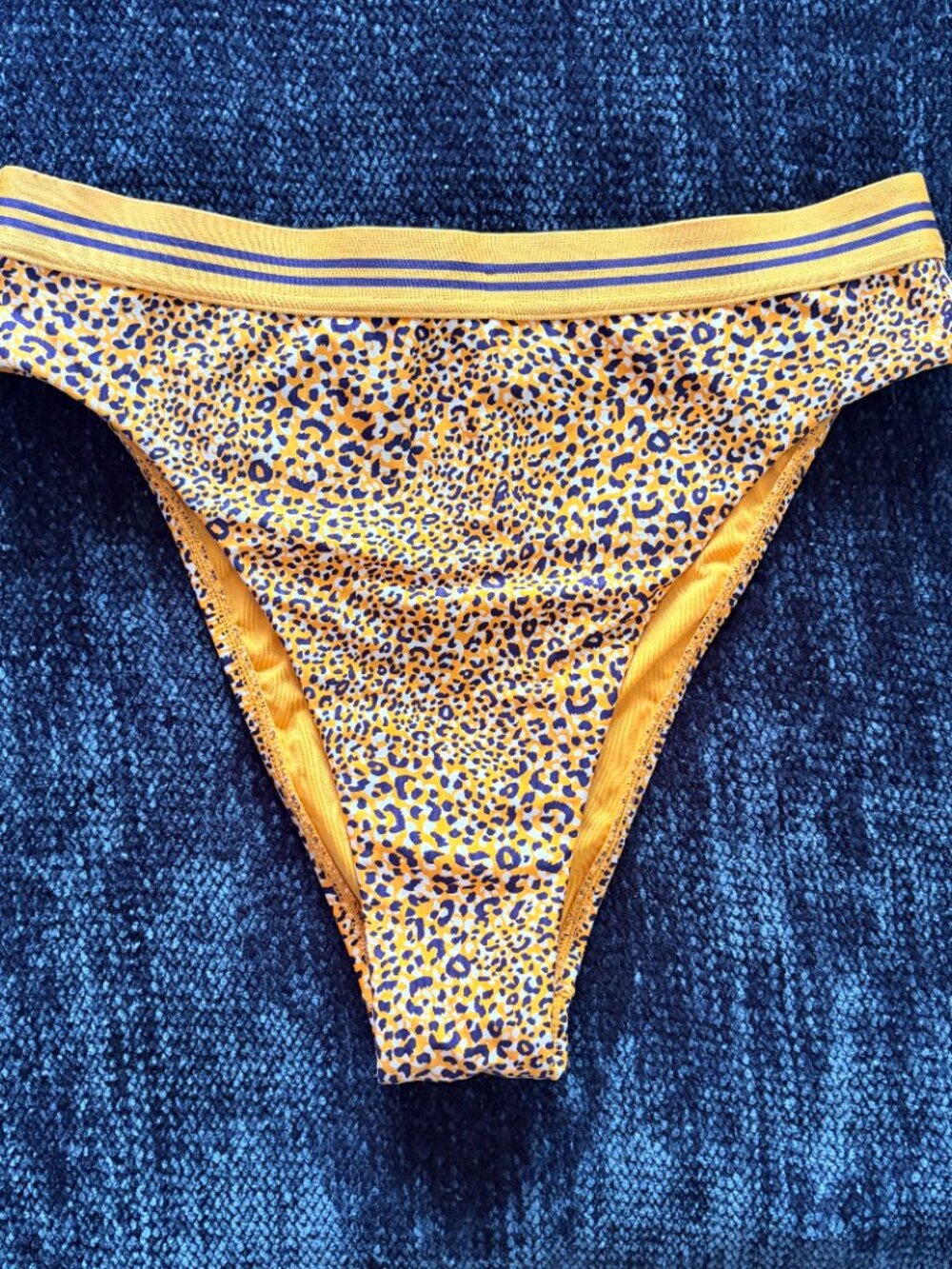 SEAFOLLY 💦 spirit animal bikini 🌊 size 6-8 US / 12 AUS